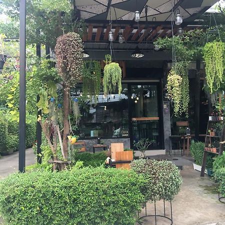 The Rhea Hotell Udon Thani Eksteriør bilde